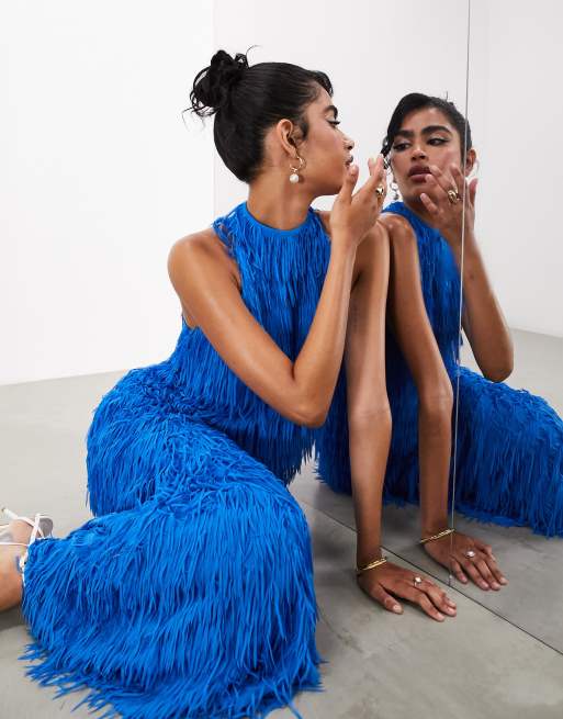 ASOS EDITION - Statement maxi-jurk met franje en halternek in felblauw
