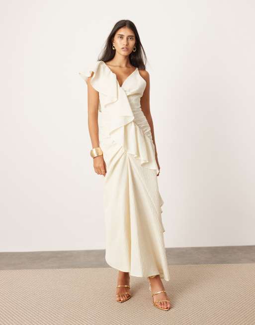 ASOS EDITION – Strukturiertes, asymmetrisches Maxikleid in Steinbeige mit Rüschen