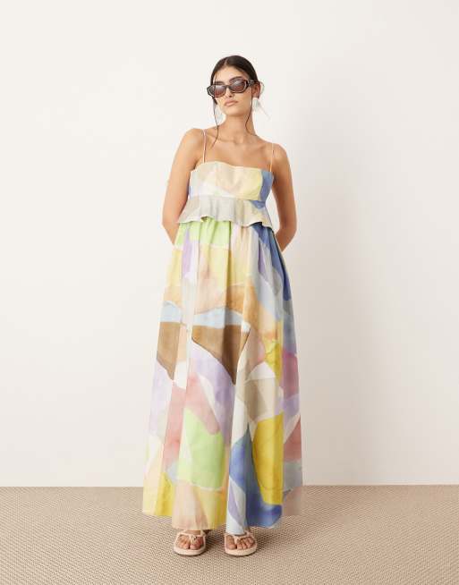 ASOS Edition – Sukienka midi na ramiączkach z talią empire w pastelowy abstrakcyjny wzór