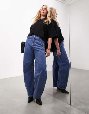 ASOS EDITION - Sydney - Denim-Jeans in Mittelblau mit hohem Bund und abgerundetem Beinschnitt