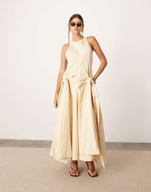 ASOS Edition – Szarobeżowa sukienka maxi o fasonie bokserki z obniżonym stanem i ozdobnymi węzłami na spódnicy 