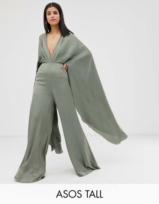 Cloak store sleeve jumpsuit