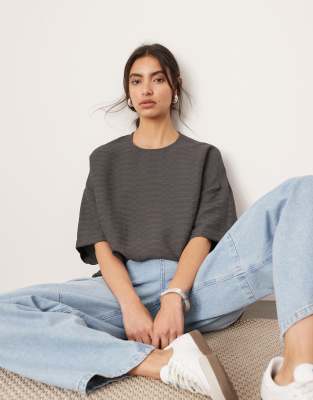 textured boxy woven T-shirt in charcoal-Multi