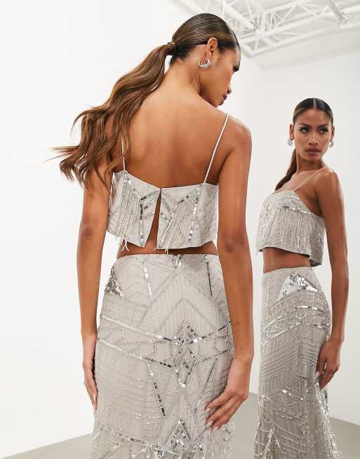 ASOS EDITION - Top con spalline sottili, paillettes e frange color grigio pallido, 2 di 4