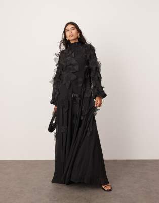 ASOS EDITION - Trapezförmiges Maxikleid in Schwarz mit ganzflächiger Blumenapplikation und gebundenem Ausschnitt