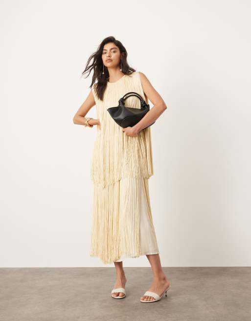 ASOS EDITION - Ultimate - Kærnemælksgul lagdelt søjle-maxikjole med frynser, 4 af 4
