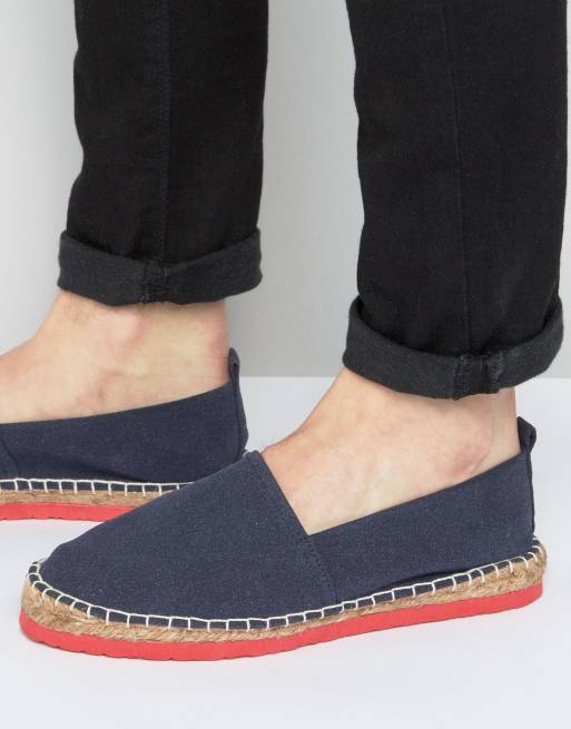 ASOS - Espadrillas in camoscio sintetico blu navy con suola a contrasto rossa