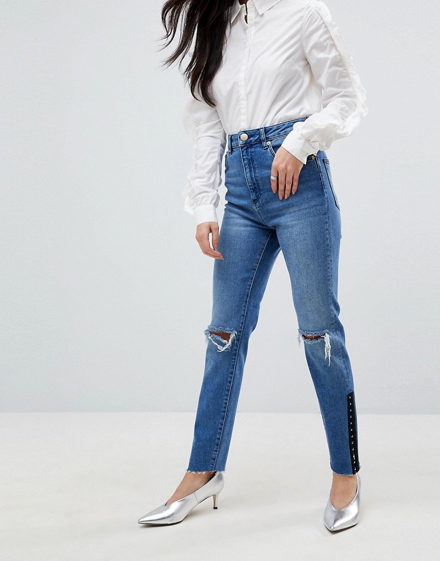 ASOS – FARLEIGH – Jeans i mom jeans-modell med hög midja, slitna knän och hakar och hyskor på benet-Blå