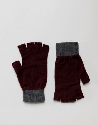 maroon fingerless gloves