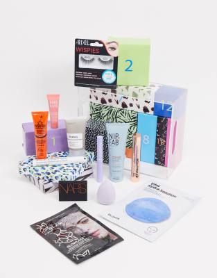 ASOS – Gesicht + Körper – 12-tägiger Adventskalender