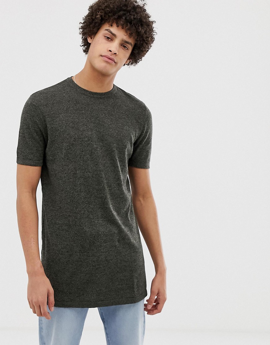 ASOS – Khakimelerad stickad t-shirt-Grön