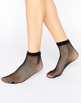 ASOS – Knöchelhohe Netz-Socken mit Ziernaht hinten-Schwarz