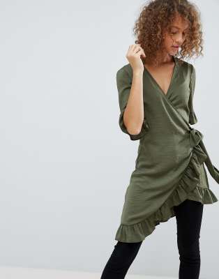 ASOS - Lang geschnittenes Wickeloberteil mit Rüschen - Grün