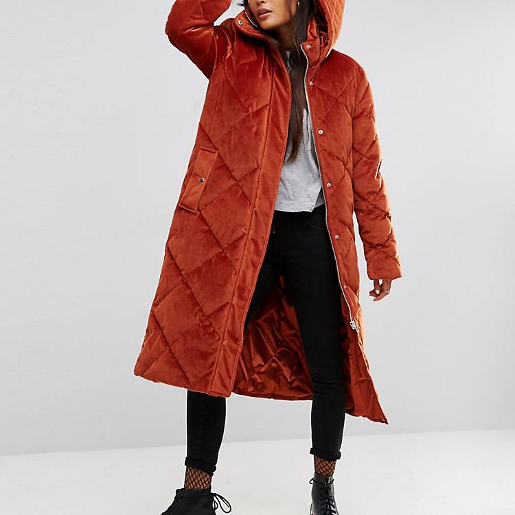 Длинная стеганая куртка. Пуховик Oversize ASOS. Пальто стеганое ASOS 2018. Асос пуховики женские зимние. Дутое пальто.