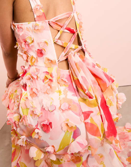 ASOS LUXE – 3D-blommig maxiklänning med volang och knytning baktill, 2 av 4