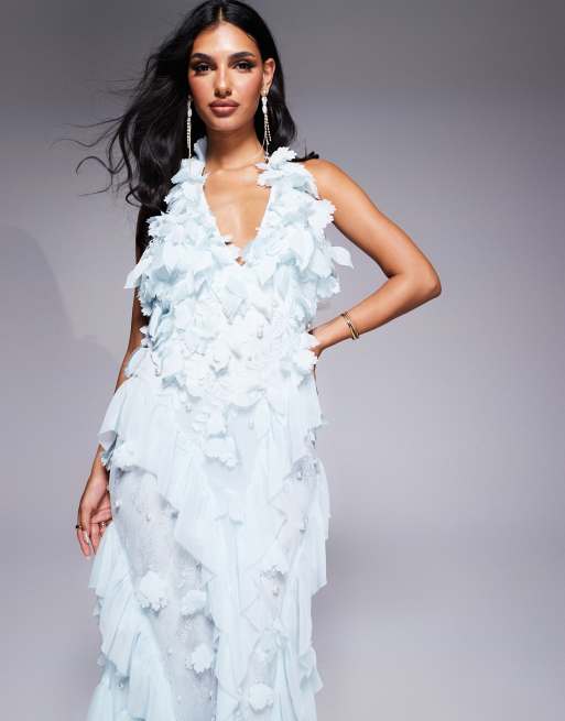 ASOS LUXE – 3D – Neckholder-Maxikleid in Pastellblau mit floralen Details und Rüschen, 4 von 4