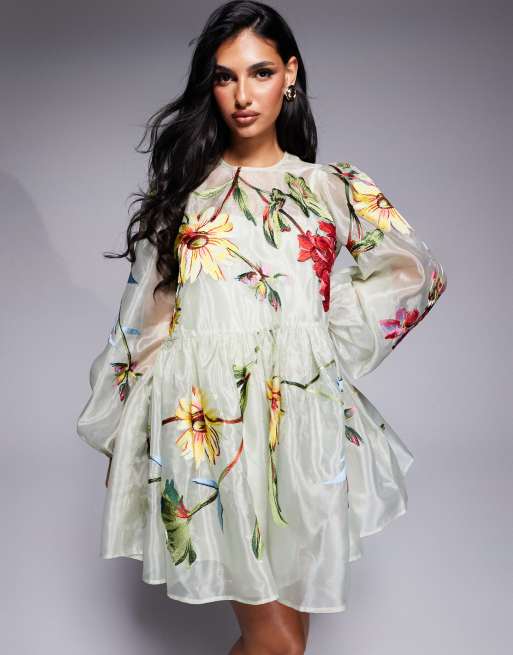 ASOS LUXE - Aangerimpelde oversized mini jurk van organza met geborduurde bloemen in groen, 2 van 4