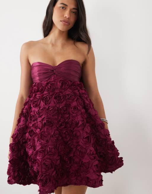 ASOS LUXE bandeau mini jurk met 3D-bloemenrok in roze orchidee, 2 van 4