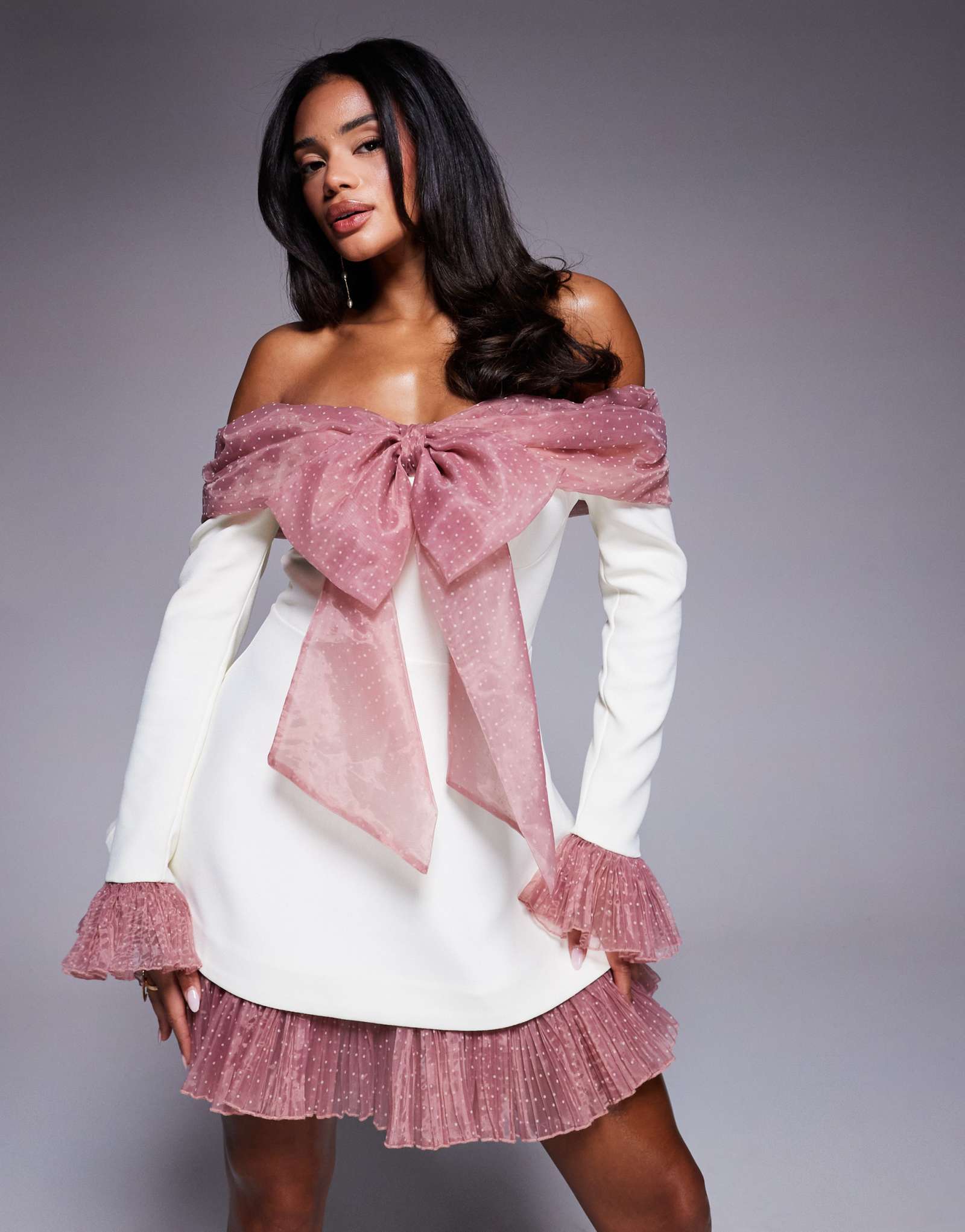 Роскошное мини-платье ASOS bardot кремового цвета из плиссированной текстурированной органзы