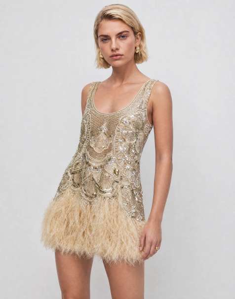ASOS LUXE – Blekgul, utsmyckad miniklänning med djup halsringning och fuskfjäderfåll - view 1