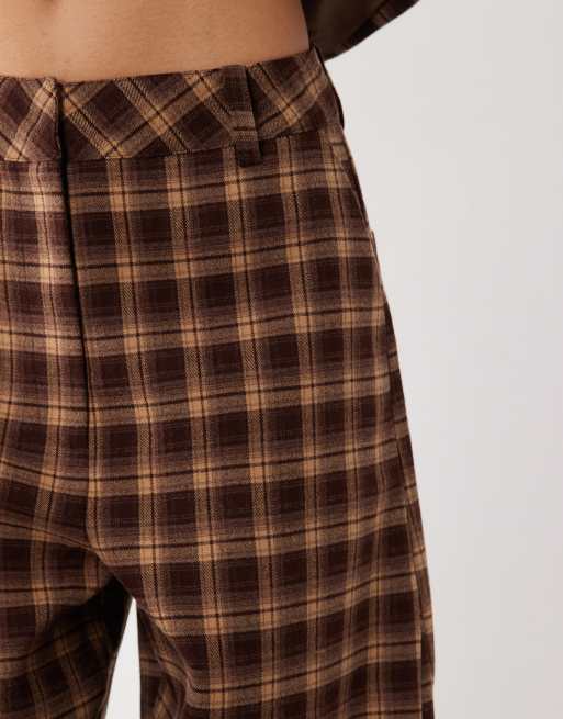 ASOS LUXE brushed checked tailored trousers in brown check, 3 of 5