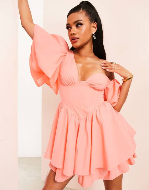 ASOS LUXE – Brzoskwiniowa gorsetowa sukienka bawełniana na jedno ramię z falbankami - view 1