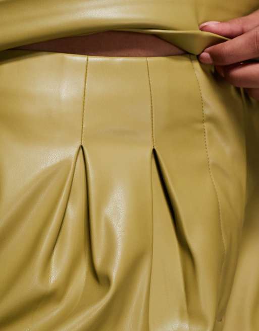 ASOS LUXE co-ord PU wide leg pleated trouser in olive green, 3 of 5