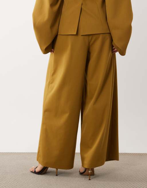 ASOS LUXE - conjunto de traje de pantalón de pernera ancha en mostaza, 2 de 5