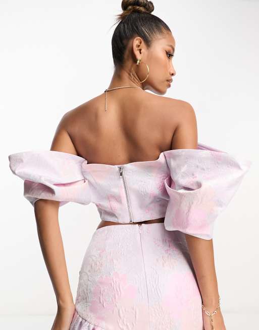 ASOS Luxe - Crop top con scollo a cuore e maniche oversize con stampa floreale pastello jacquard in coordinato, 4 di 4