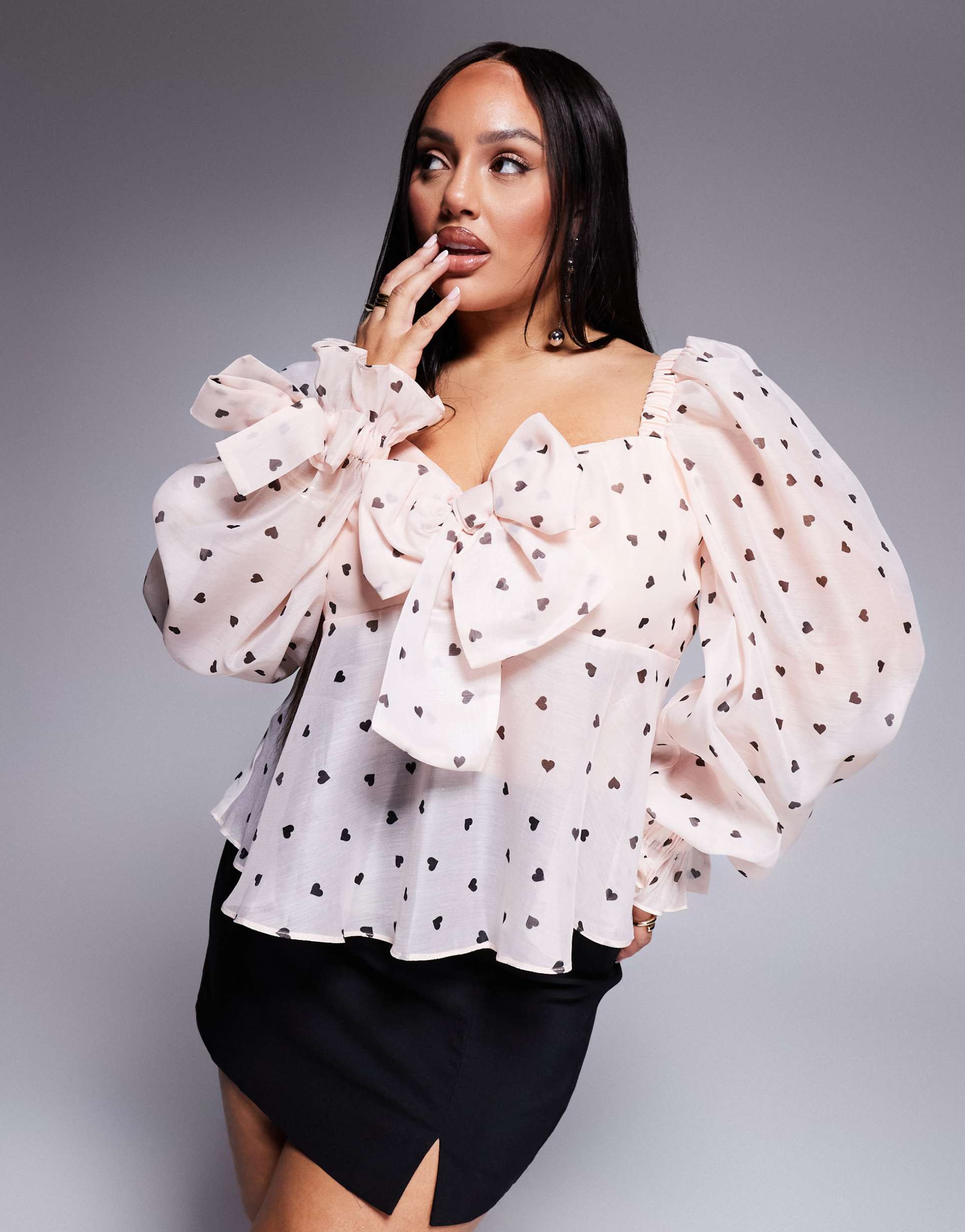 asos luxe curve exaggerated blouson sleeve baby doll heart print top in pink