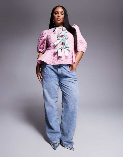 ASOS LUXE Curve – Gestepptes Oberteil in Rosa mit Puffärmeln und Schleifen auf der Vorderseite, 3 von 4