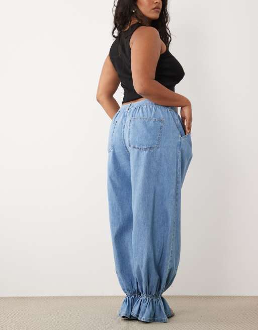 ASOS LUXE Curve – Jasnoniebieskie jeansy z balonowymi nogawkami, 3 z 5