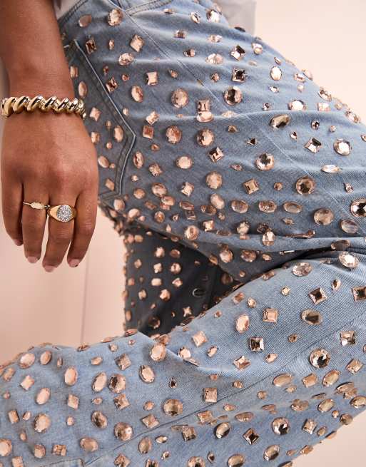 ASOS LUXE Curve - Mellemblå jeans med svaj og juveludsmykning i denim, 5 af 5