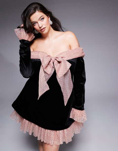 ASOS LUXE Curve - Robe courte en velours avec encolure Bardot et empiècement plissé en organza plumetis - Noir - view 1