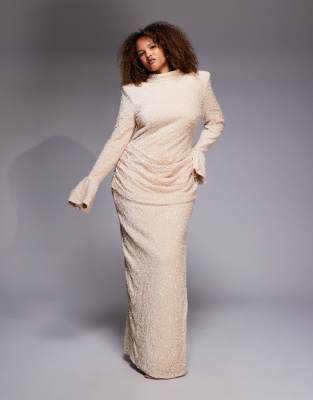 Curve - Robe longue en velours orné de sequins avec taille drapée - Crème-Blanc 52