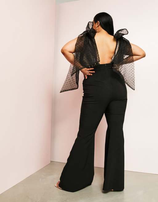 ASOS LUXE Curve - Sort jumpsuit med svaj og bindebåndstropper i dobby-stof, 2 af 4