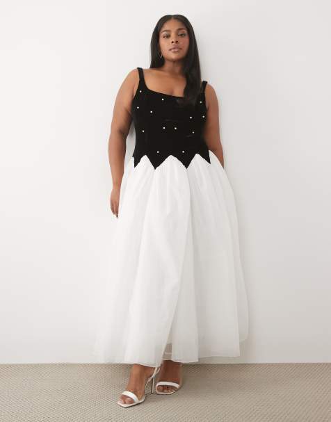 ASOS LUXE Curve velvet bust contrast skirt maxi dress with pearls in mono - view 1