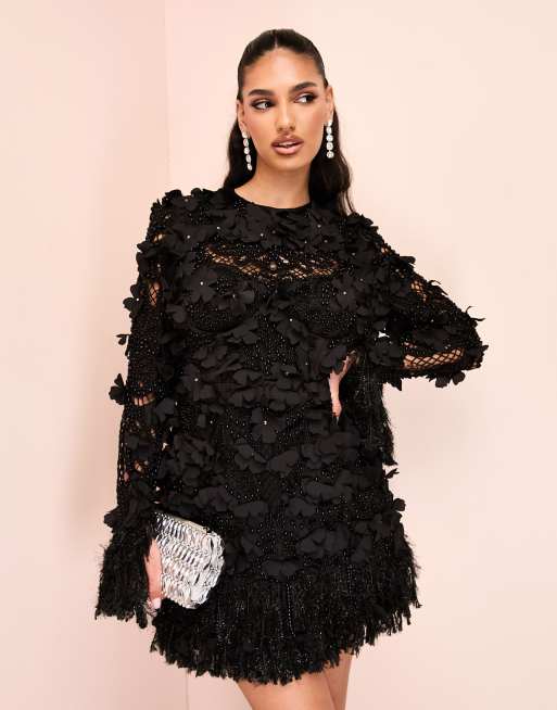 ASOS Luxe – Czarna zdobiona kwiatkami sukienka mini z angielskim haftem i wykończeniem ze sztucznych piórek w formie 3D