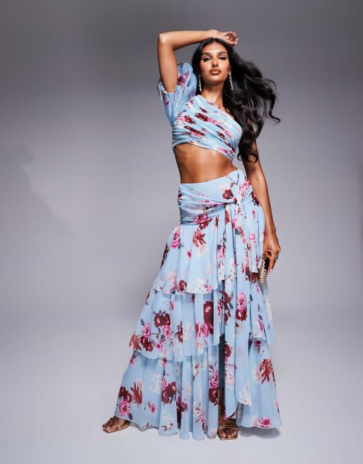 ASOS LUXE Ensemble avec jupe longue a volants etages et top a imprime fleuri Bleu ASOS