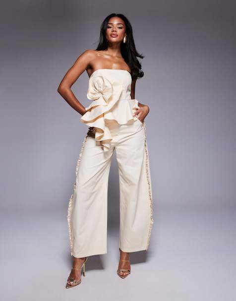 ASOS LUXE - Ensemble pantalon large à volants en sergé de coton et top bandeau en sergé à détail fleur - Beurre - view 1