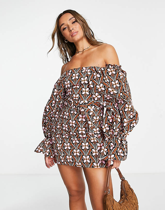 ASOS LUXE - extreme sleeve belted mini dress in retro floral print