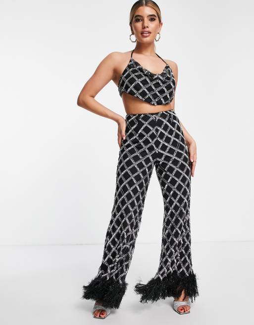 ASOS LUXE - Flare-broek met versiering en zoom met imitatieveren in zwart en zilver, deel van co-ord set