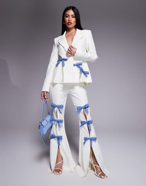 ASOS LUXE – Gräddvitt, figursytt set med kavaj och byxor med jeansrosetter - view 1