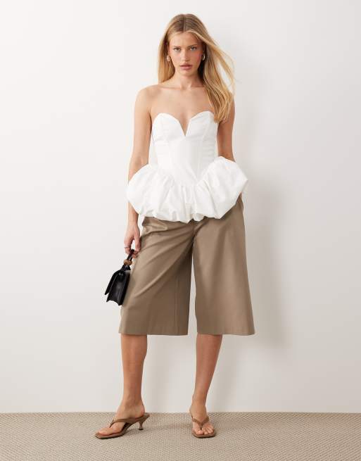 ASOS LUXE - Hvid peplum-top med boblekant i satin, 2 af 4