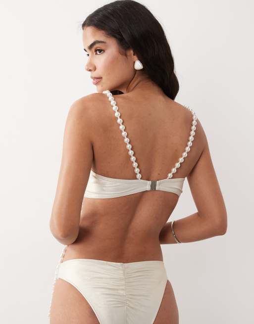ASOS LUXE - Hvid udsmykket bikinitop med perlefrynser, 2 af 4