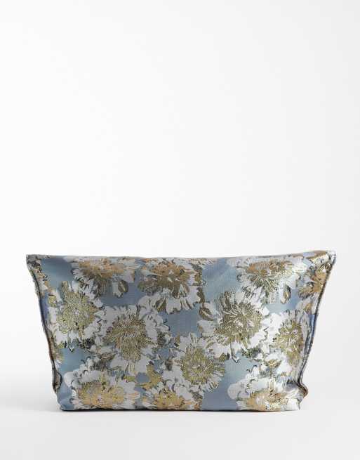 ASOS LUXE Jacquard-Clutch mit weichem Überschlag in Blau und Gold, 3 von 4