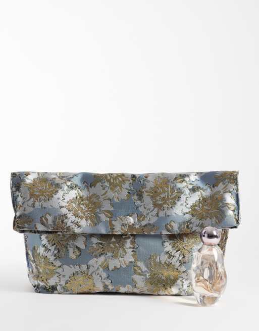 ASOS LUXE jacquard mjuk kuvertväska med viklock i blått och guld, 2 av 4