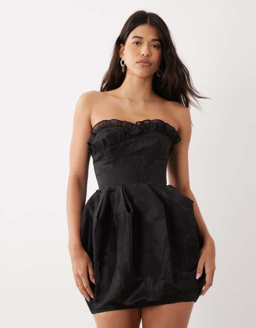 ASOS LUXE jacquard plisseret minikjole med flæser ved barmen i sort, 4 af 4