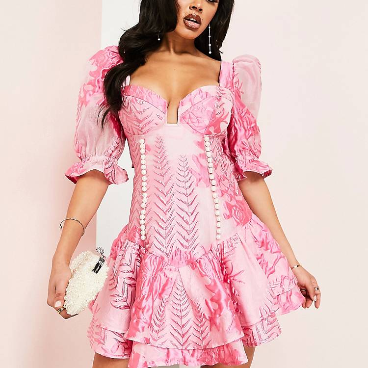 ASOS LUXE jacquard plunge mini dress with tiered hem & puff sleeve in pink  | ASOS | Badetücher