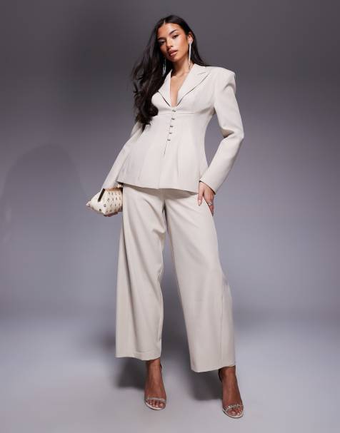 ASOS LUXE – Krämvitt, figursytt set - view 1